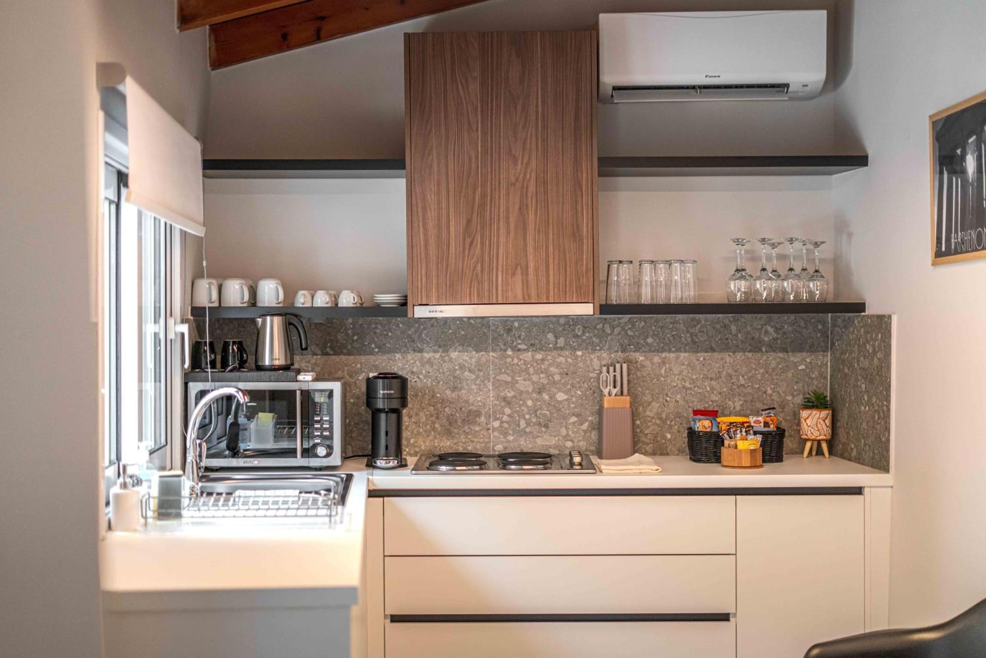 Belle Athenes - Luxury Rooms At Monastiraki Railway Station ภายนอก รูปภาพ