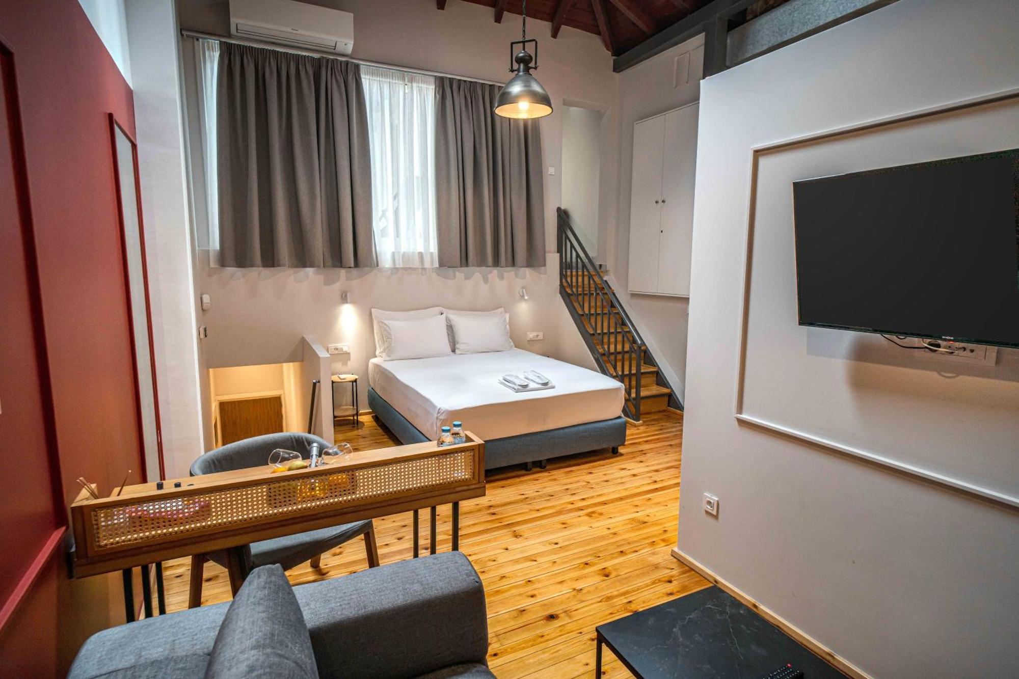 Belle Athenes - Luxury Rooms At Monastiraki Railway Station ภายนอก รูปภาพ