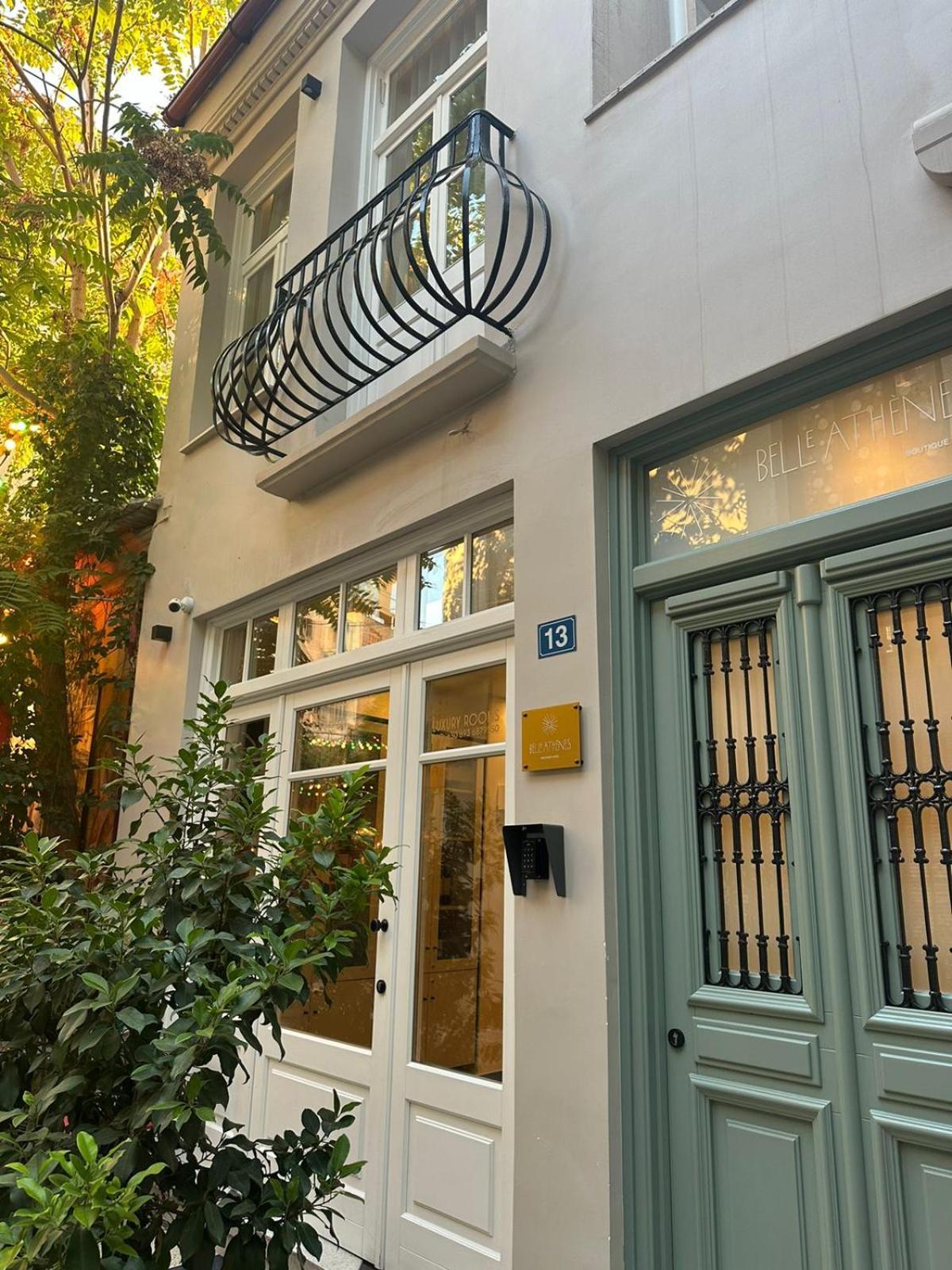 Belle Athenes - Luxury Rooms At Monastiraki Railway Station ภายนอก รูปภาพ
