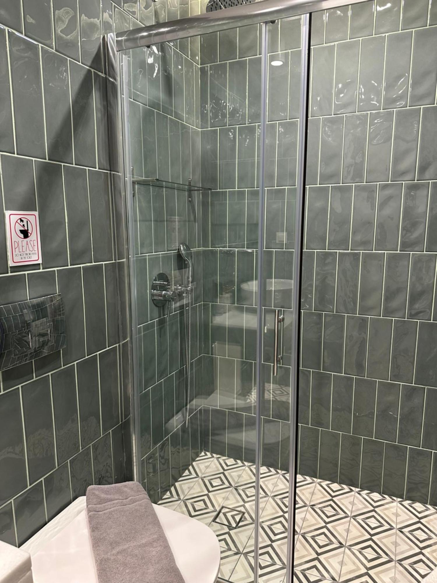 Belle Athenes - Luxury Rooms At Monastiraki Railway Station ภายนอก รูปภาพ