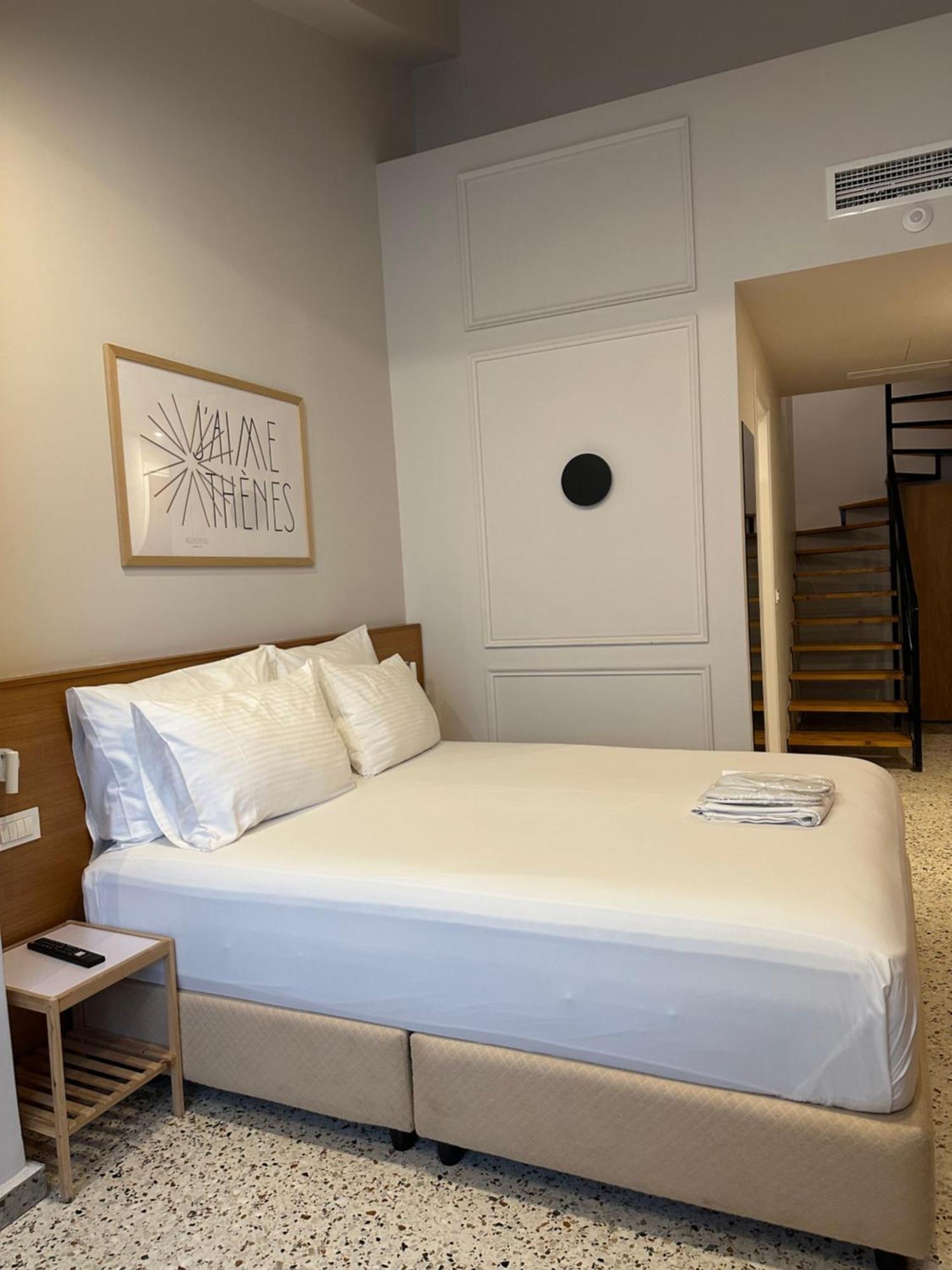 Belle Athenes - Luxury Rooms At Monastiraki Railway Station ภายนอก รูปภาพ