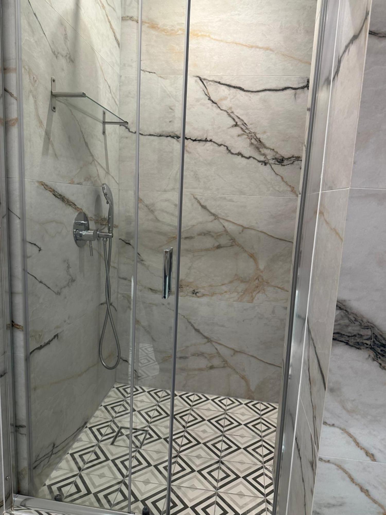 Belle Athenes - Luxury Rooms At Monastiraki Railway Station ภายนอก รูปภาพ